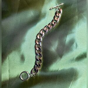 Gold curb link bracelet